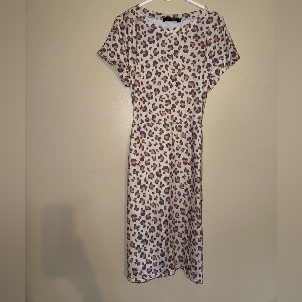 Merokeety Large Midi Dress